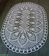 Ovális, horgolt csipke terítő (kb. 50x72 cm átmérőjű) akciós termékkép 1