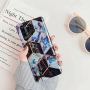 Huawei Mate 20, Szilikon tok, sokszöges márvány minta, Wooze Geometric Marble, színes/fekete termék 2. képe