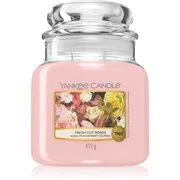 Yankee Candle Fresh Cut Roses illatgyertya Classic kis méret 411 g akciós termékkép 1