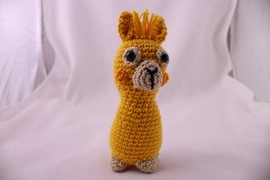 Elek, a láma amigurumi akciós termékkép 1